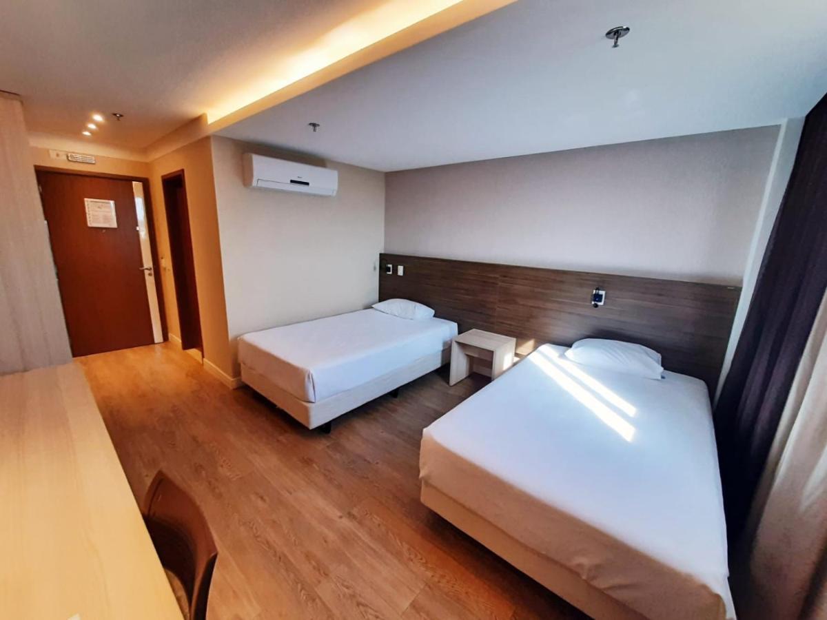 Crystal Plaza Hotel Anápolis Esterno foto