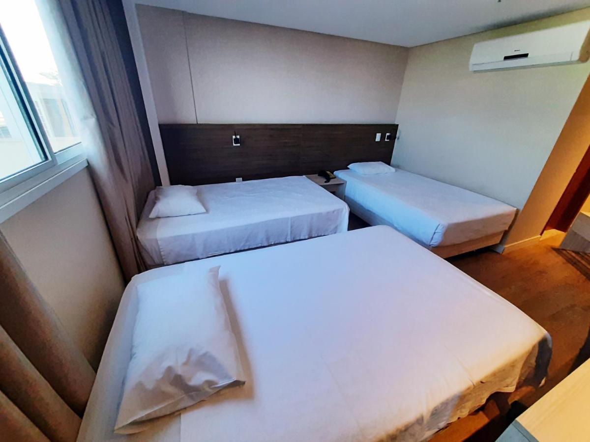 Crystal Plaza Hotel Anápolis Esterno foto