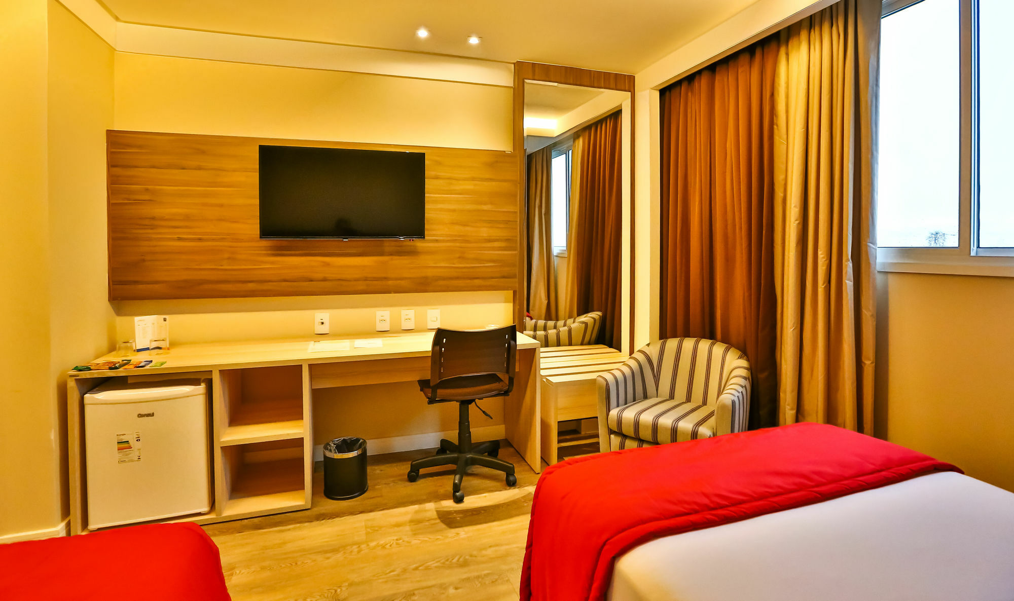 Crystal Plaza Hotel Anápolis Esterno foto